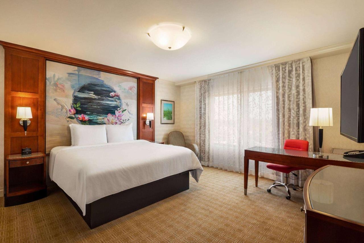 Viana Hotel And Spa, Trademark Collection By Wyndham Westbury Dış mekan fotoğraf