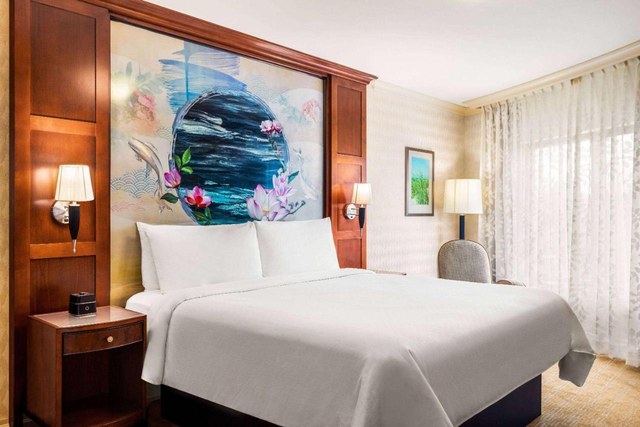 Viana Hotel And Spa, Trademark Collection By Wyndham Westbury Dış mekan fotoğraf