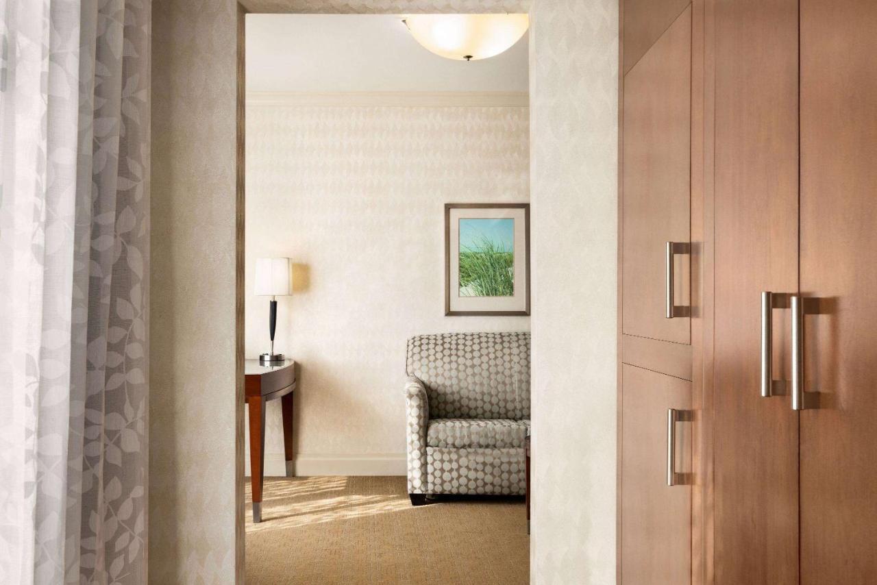 Viana Hotel And Spa, Trademark Collection By Wyndham Westbury Dış mekan fotoğraf