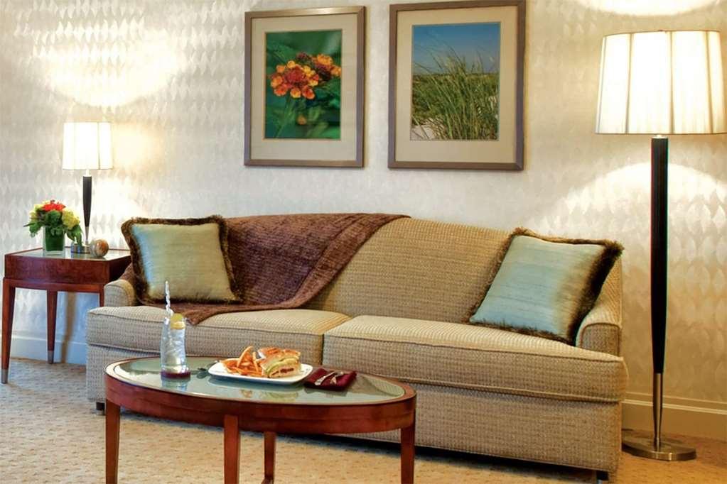 Viana Hotel And Spa, Trademark Collection By Wyndham Westbury Oda fotoğraf